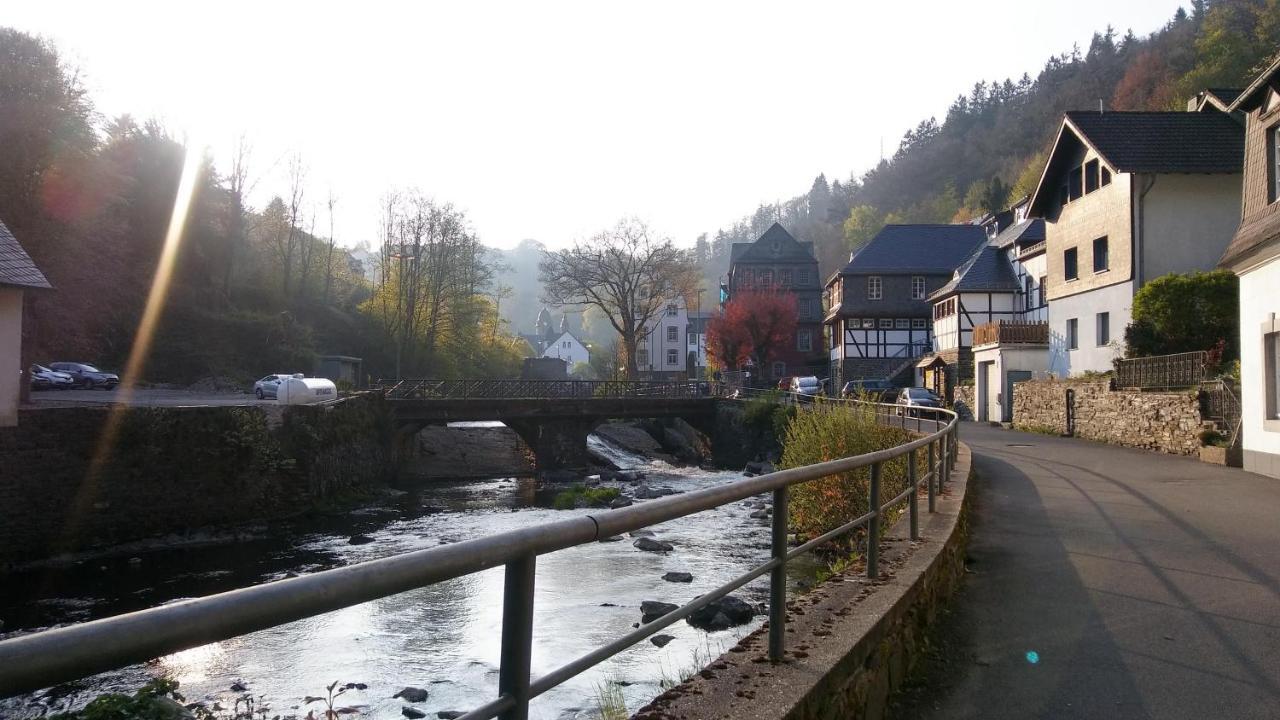 HIER&JETZT in Monschau City Exterior foto